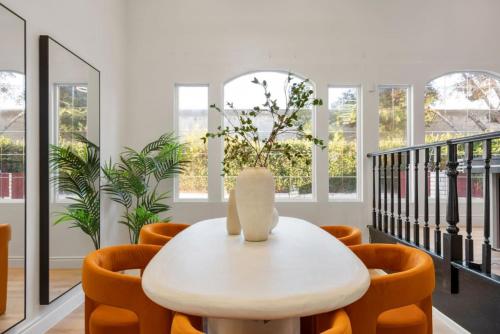 Designer Project| Heated Pool & Spa - 9mins to MDR, Los Angeles (fotografie 8)