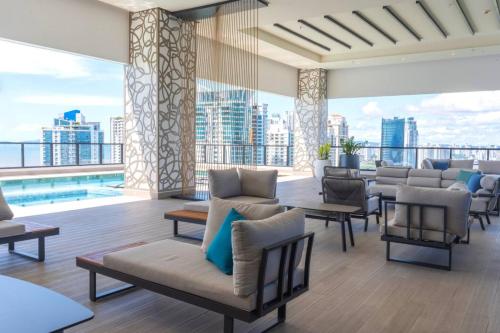 Business Loft with Ocean View - image 4