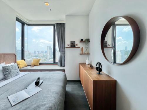 Urban Chic Living - 1BR - Ultra Fast WiFi - BTS Asoke, Bangkok (foto 2)