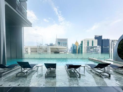 Urban Chic Living - 1BR - Ultra Fast WiFi - BTS Asoke, Bangkok (foto 5)