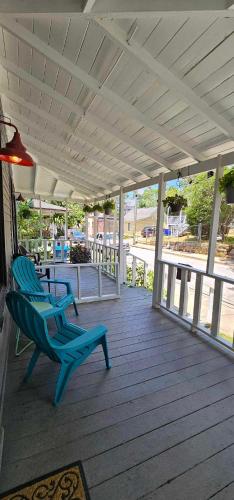 Vintage Eastside Beltline Trail Apartment by Krog St Market with Free Parking