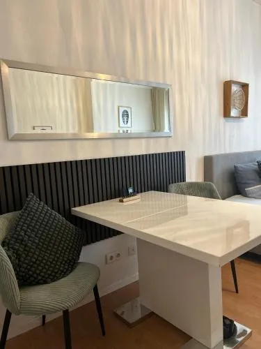 City Apartment Nähe Uni mit Parkplatz in Koblenz, Deutschland