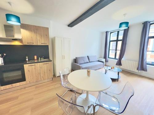 Cosy appart- 4 pers Netflix Hyper centre Douai in Douai