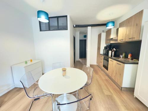 Cosy appart- 4 pers Netflix Hyper centre Douai in Douai