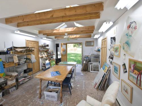. Ben Studio