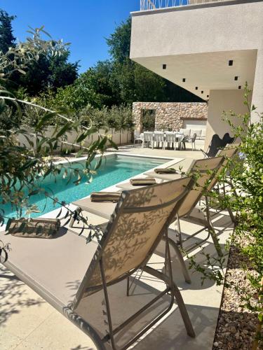 Villa Olea Mare Mediterranean Comfort & Style – khách sạn tại Bogovici