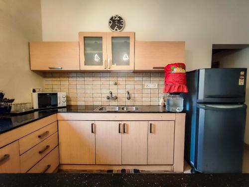 Three-Bedroom Apartment image 10