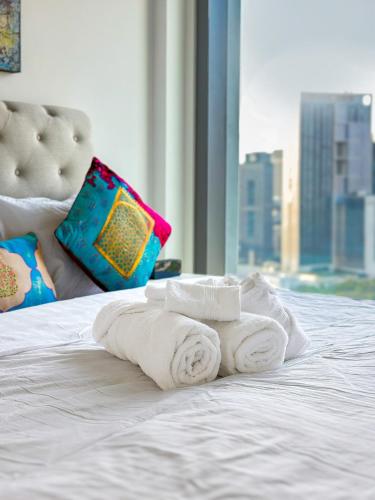 Downtown Views II 2 Bedroom Apartment Next to Dubai Mall, Dubai (Foto 2)