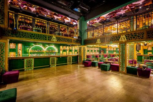 Golden Parkk Hotel in Kolkata