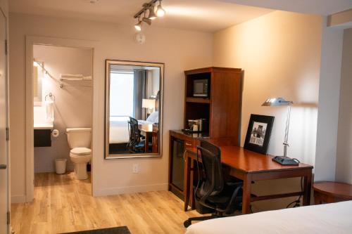 Auberge Le Chardo Inn