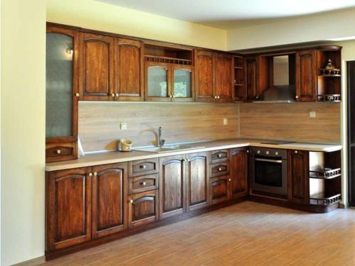 Yustina VIllas Къща за гости in Perushtitsa