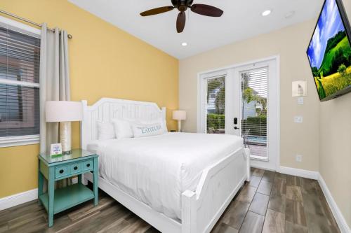 Cozy Cottage with Private Pool near Disney with Margaritaville Resort  Island H2O Access - 8041KD - image 11