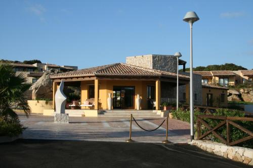 Punta Falcone Resort