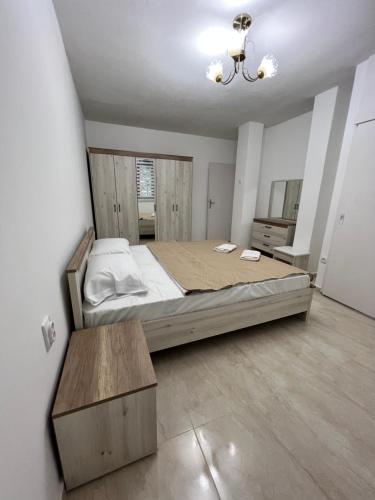 One-Bedroom Apartment image 10