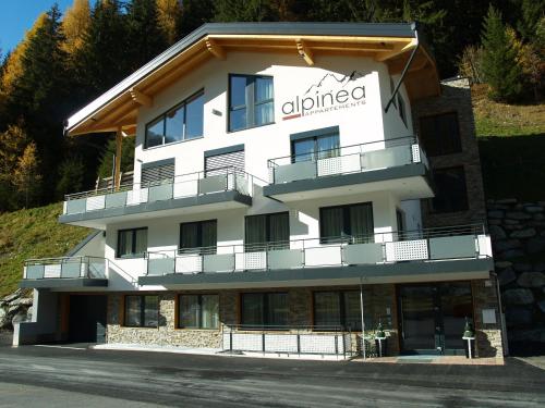 alpinea Appartements - Apartment - Ischgl