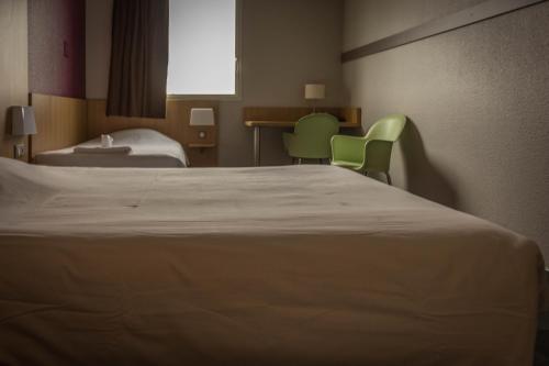 1 queen bed