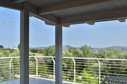 Cottage with large terrace, Corropoli