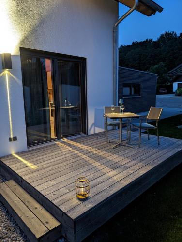 陽台/露台, NaturWohnRaum - Urlaub im Holzhaus in 伯格