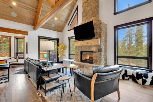 Calle de Plata 136 by Ski Country Resorts near McCullough Gulch Trailhead