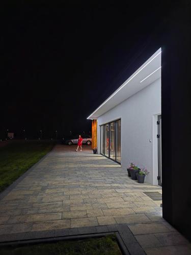 Domki na Kolonii, Trzy domki, nowe, sala bankietowa 82m2