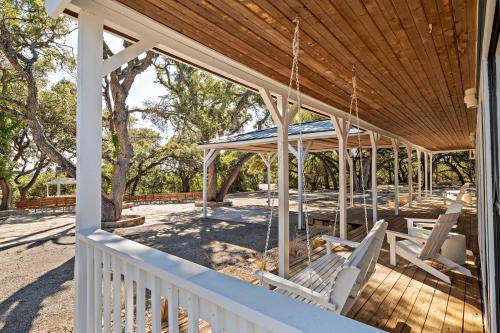 A szálláshely kívülről, The Claire Hotel in Canyon Lake (TX)