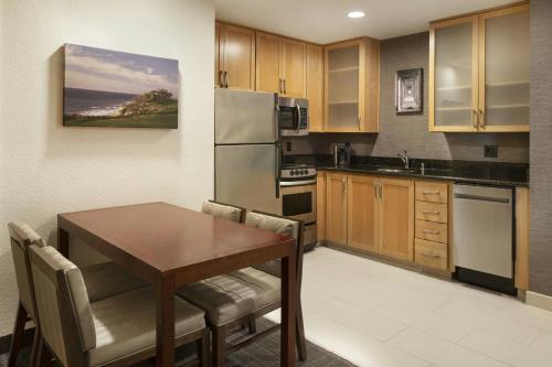 Residence Inn San Diego Del Mar - image 14
