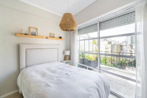 One-Bedroom Apartment image 5