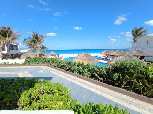 Bonito departamento en condominio con PLAYA, Cancún (fotografie 6)