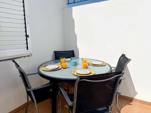 Food and beverages, Riverside 3 Bdr Apartment with River View near Portimao in Estombar