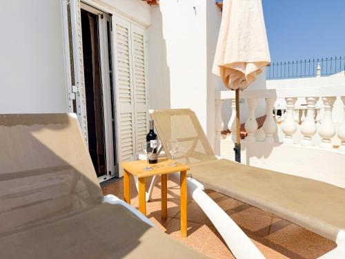 Balcony/terrace, Riverside 3 Bdr Apartment with River View near Portimao in Estombar