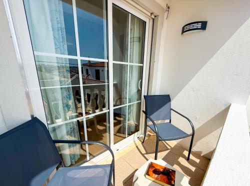 Balcony/terrace, Riverside 3 Bdr Apartment with River View near Portimao in Estombar