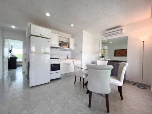 Bonito departamento en condominio con PLAYA, Cancún (fotografie 3)