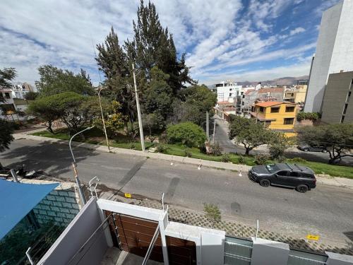 Casa de lujo Fast Wifi Jacuzzi lavaseca Ping Pong Nintendo switch Bbq 4BR - image 4