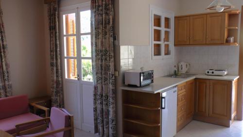 Captain's Apartments 5