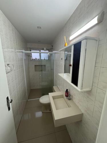 One-Bedroom Apartment image 4
