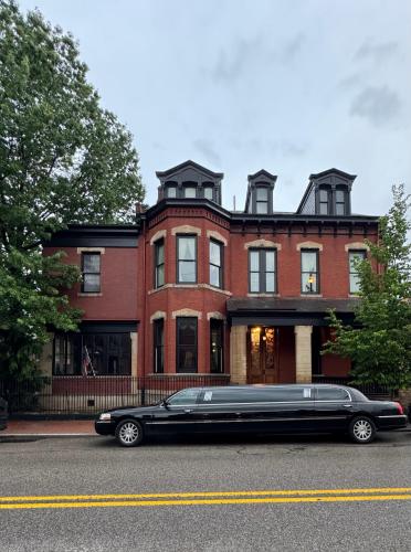 A szálláshely kívülről, Villagio Boutique Hotel near Pittsburgh Gyermek Múzeum