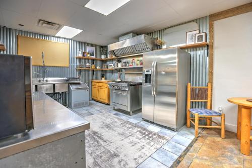 ห้องครัว, Grand Family Lodge in สปริงซิตี้ (ยูท่าห์)