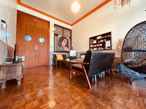 Two-Bedroom Suite image 10
