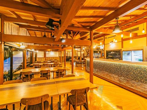 ห้องอาหาร, โรงแรมฮาโกเน่โนโมริโอกาดะ (Hakonenomori Okada Hotel) near น้ำตกทามาดาเระ / น้ำตกฮิเอ็น