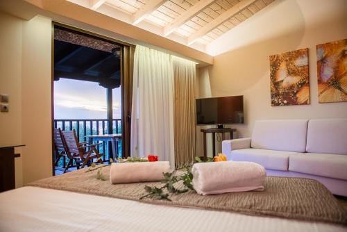 Nepheli Hotel