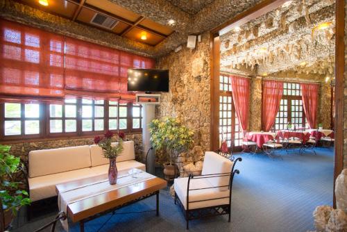 Lobby, Nepheli Hotel in Nea Thesis