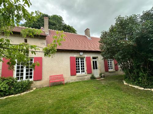 Domaine de Rogemont in Plaimpied-Givaudins