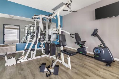 Quality Inn Wilmington - image 10