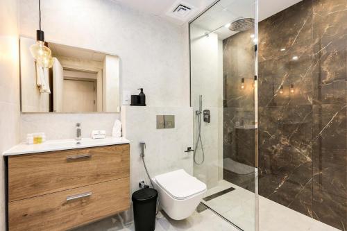 Luxury 2BR Dubai Marina Apartment Walk to JBR Beach & Marina Yacht Club, Dubai (Foto 7)