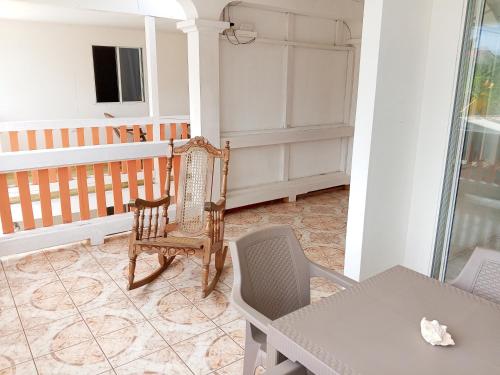 阳台/露台, Christina's Guest House OFFICIAL in 小马伊斯群岛