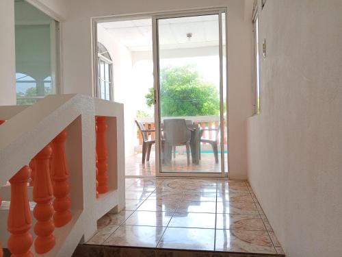 酒店外观, Christina's Guest House OFFICIAL in 小马伊斯群岛