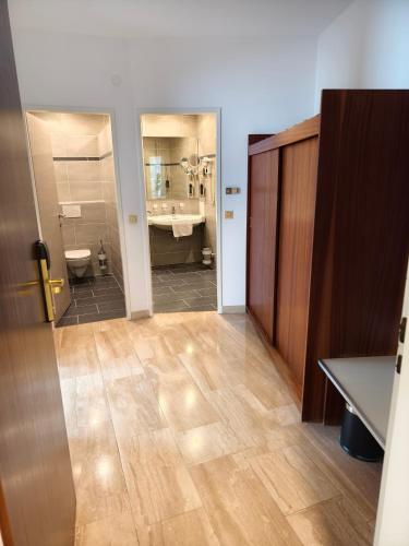 Hotel Anker Room Type - Triple Room with Bath