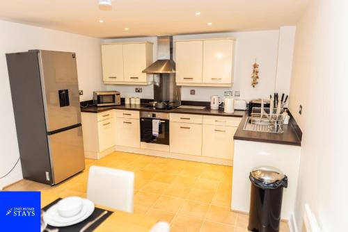 2ndHomeStays-Digbeth-B12 I Large Stylish 2-Bed Apartment I Ensuite I Sleeps 6 I Free Parking & WiFi I Perfect for Work Stays, Relocations & Holiday I Near Birmingham Project Sites & Attractions, Birmingham (fotografie 9)
