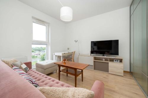 Cozy Apartment Wrocław with Garage Access by Noclegi Renters, Breslau (Foto 6)