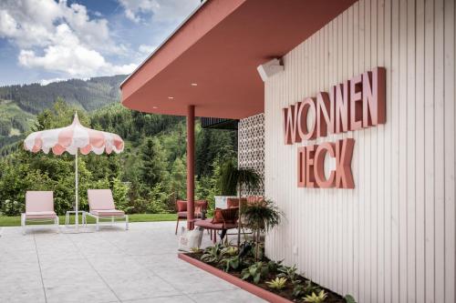 สระว่ายน้ำ, Goldstuck - Adults Only in ฟอร์เดอร์เกลมม์